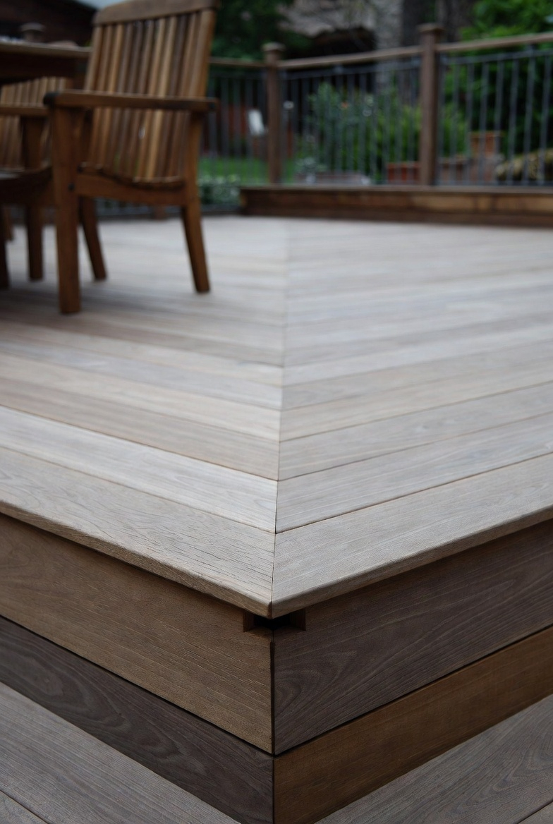 Karelia Ulkorakennus Oy:n rakentama terassi Joensuussa