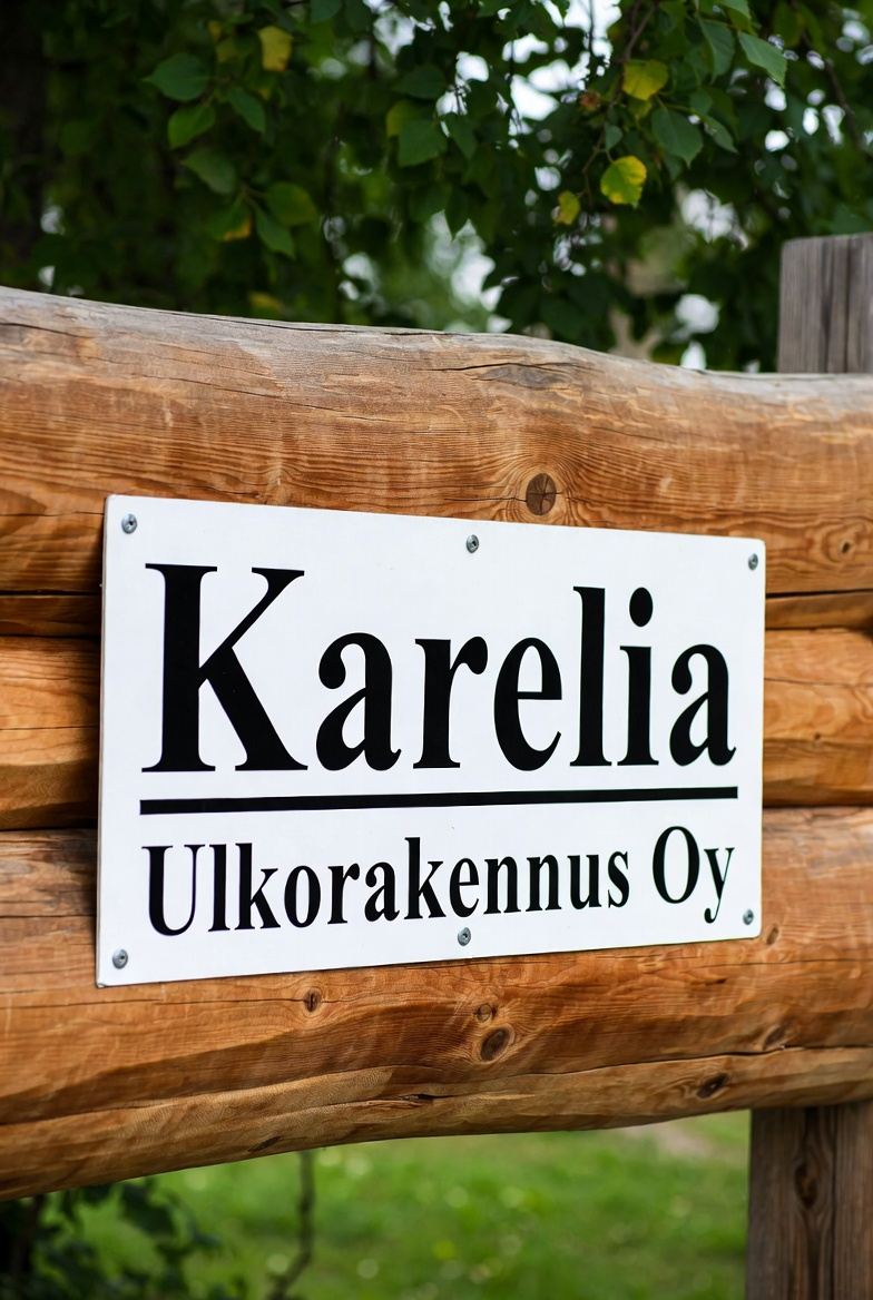 Karelia Ulkorakennus Oy:n toimistokyltti Joensuussa